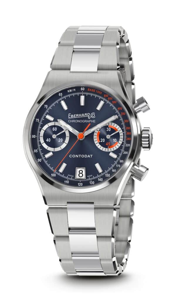 Eberhard Contodat Chronographe 31156.01 CA2C, quadrante blu soleil e bracciale integrato in acciaio